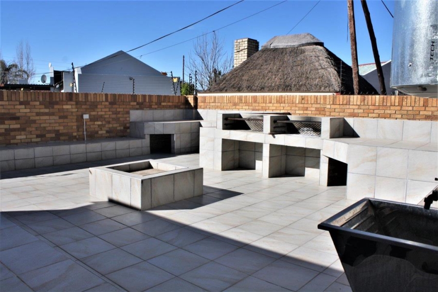 Commercial Property for Sale in Minerva Gardens Northern Cape